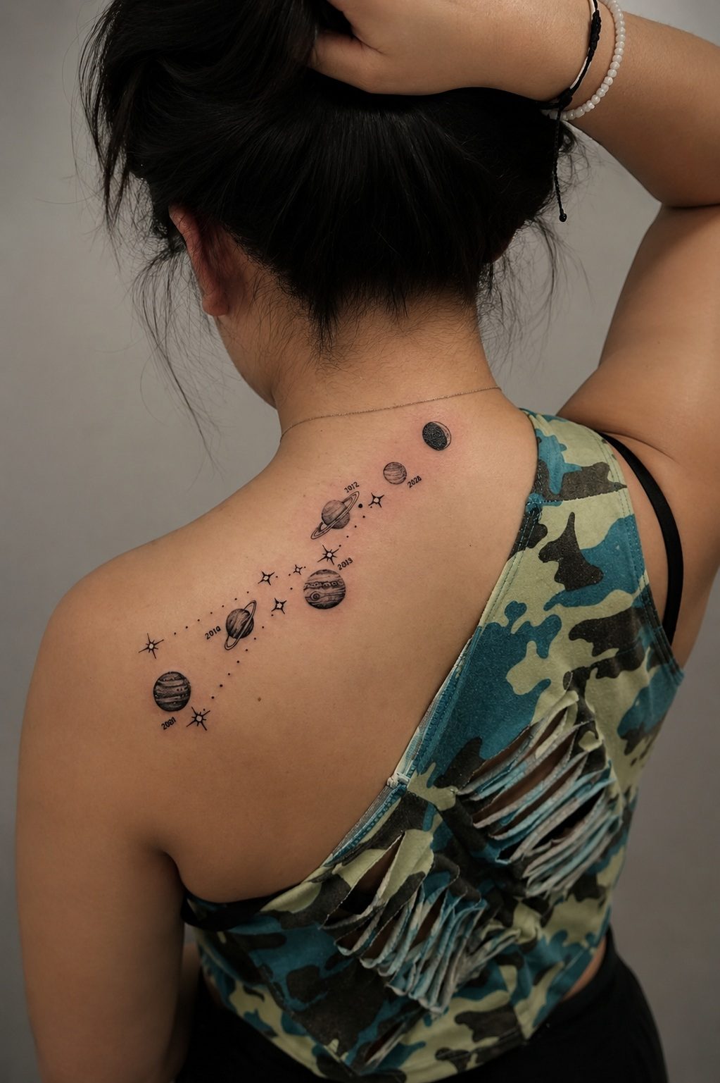 Tatuaje blackwork botánico — pieza 18