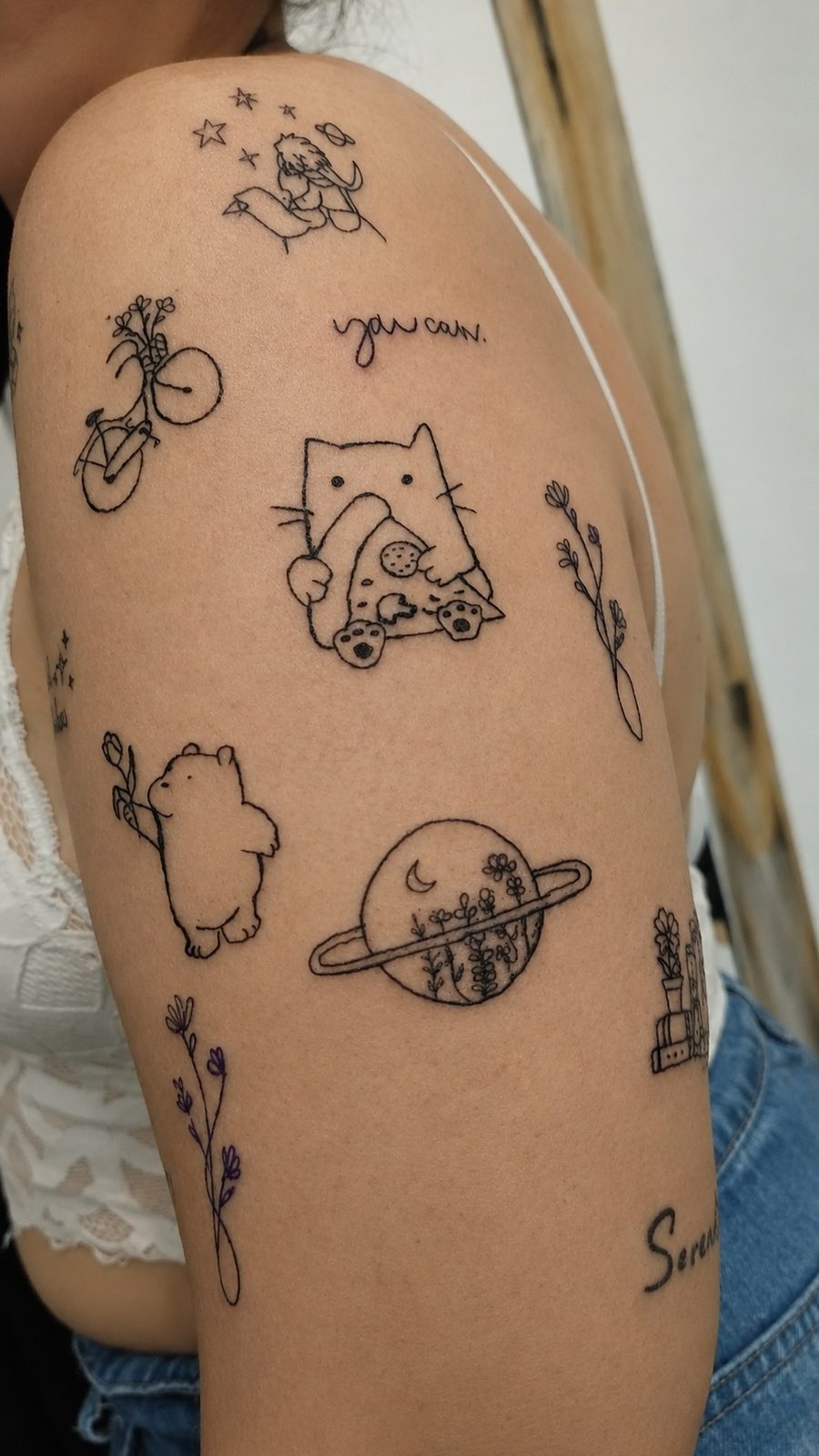 Tatuaje blackwork botánico — pieza 20